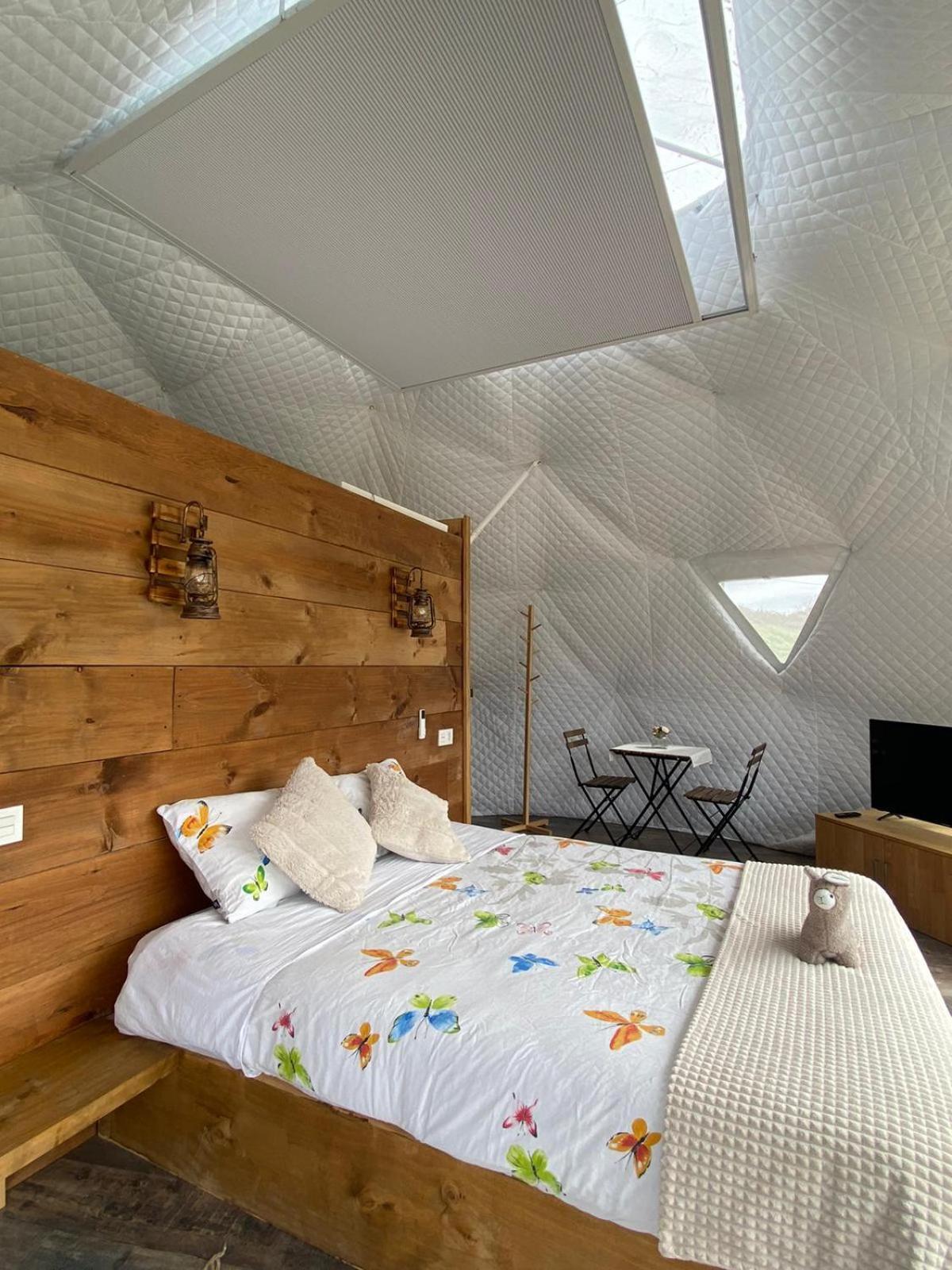 Glamping Quintana Hotel Gijón Buitenkant foto